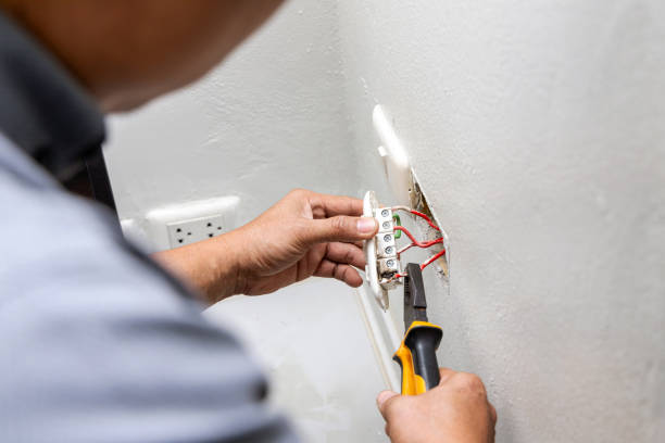 Best Commercial Electrician Services  in Aptos, CA
